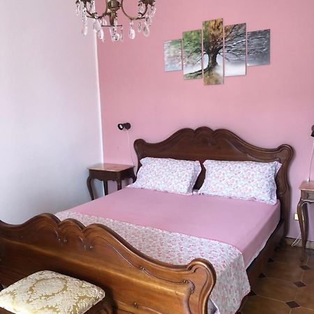 Villa Elena Mezzanego ภายนอก รูปภาพ