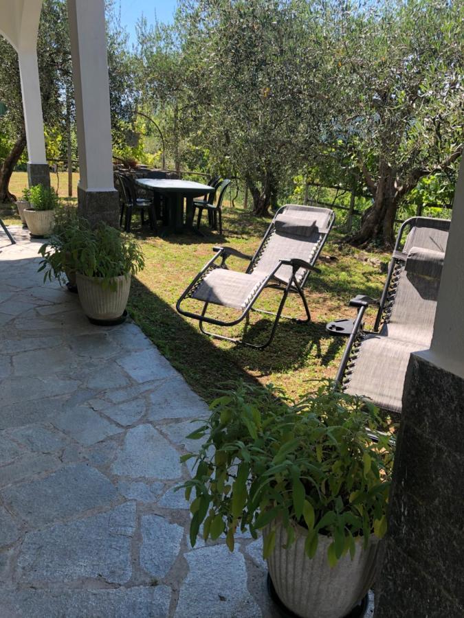 Villa Elena Mezzanego ภายนอก รูปภาพ
