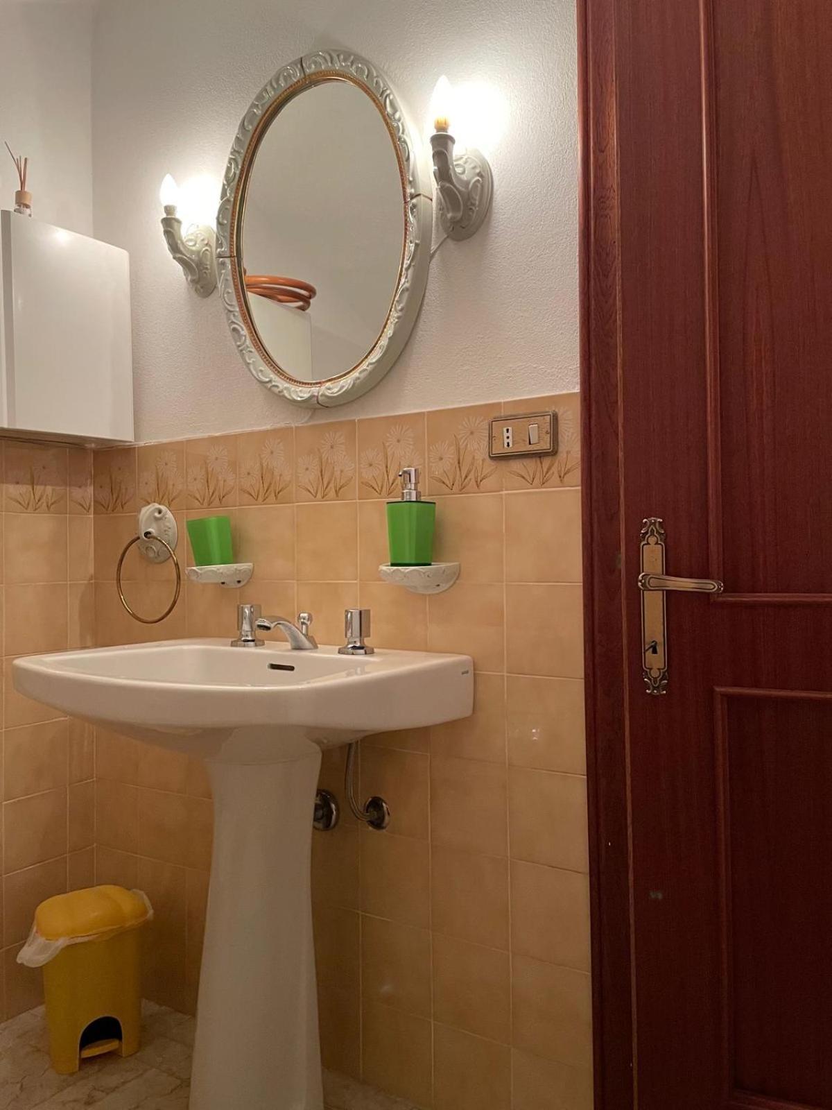 Villa Elena Mezzanego ภายนอก รูปภาพ